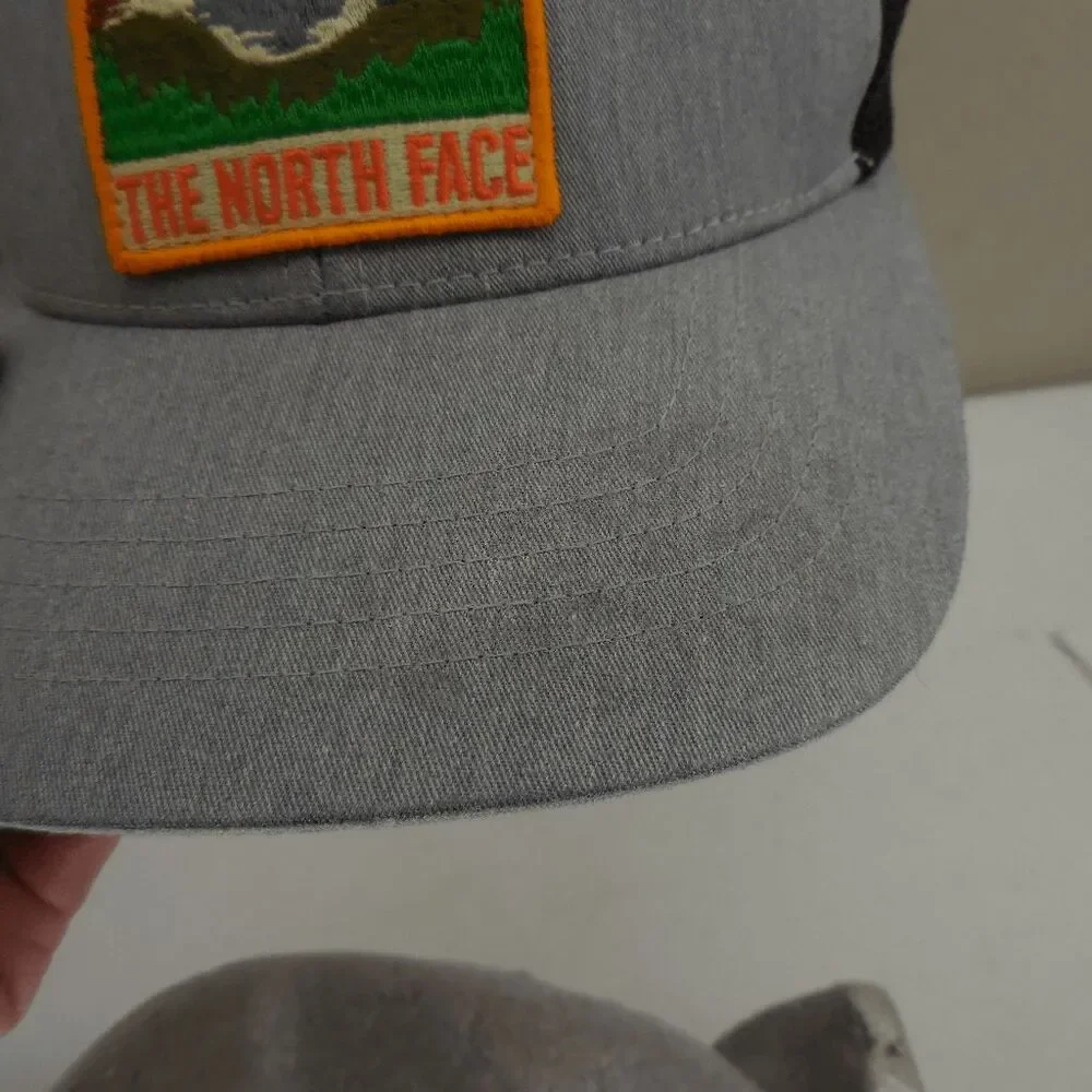 The North Face Truckee Trucker Fitted Hat Valley Patch‎ Flexfit Adult S-M